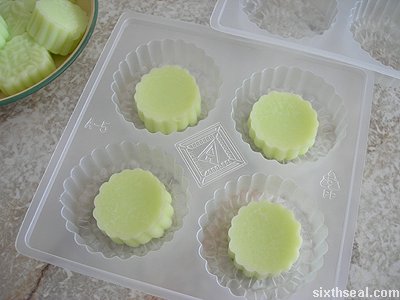 pudding mooncake small round