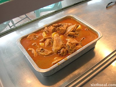 instant curry mee dish