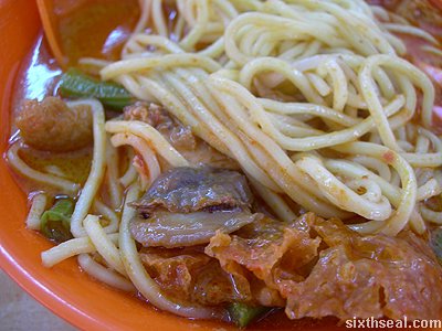 kl curry mee clams