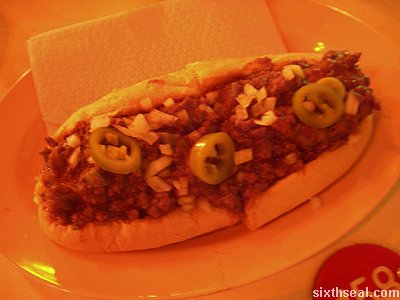 dannys texas chilli dog