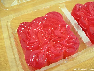 strange mooncakes dragon